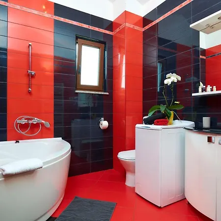 Bartona For 8 Persons With Private Swimmingpool *