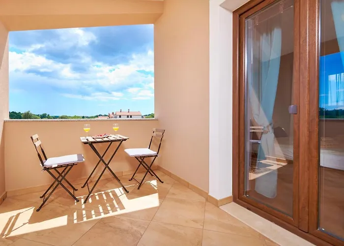 Bartona For 8 Persons With Private Swimmingpool Πούλα