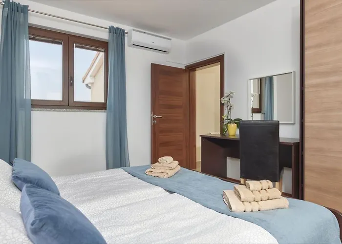 Βίλα Bartona For 8 Persons With Private Swimmingpool *