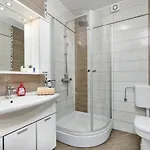 빌라 Bartona For 8 Persons With Private Swimmingpool